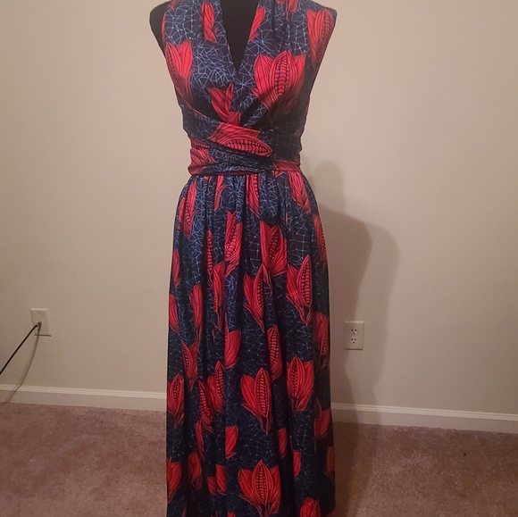Black Print Maxi Infinity Dress with Split - Picture 1 of 4